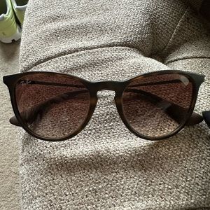 Ray Ban Erika Sunglasses